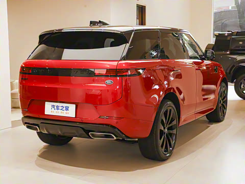 2025�� 400PS Dynamic HSE