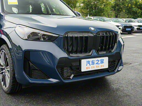 2025�� xDrive25Li M�˶���ҹ��װ