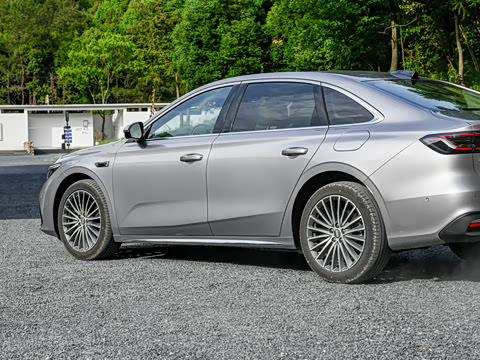 2026�� 220km ������ҫ��