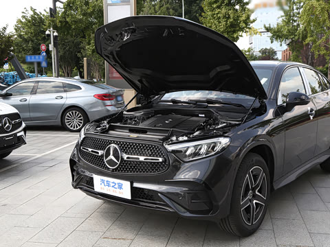 2026�� GLC 260 4MATIC ����SUV