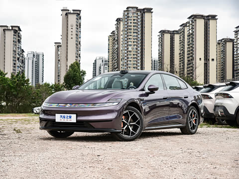 2026�� 240����Ultra+