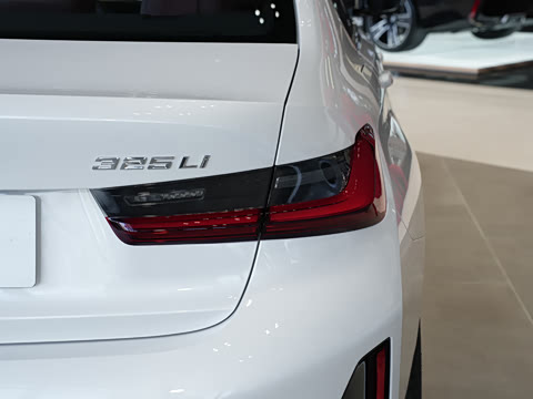 2026�� 325Li M�˶���װ