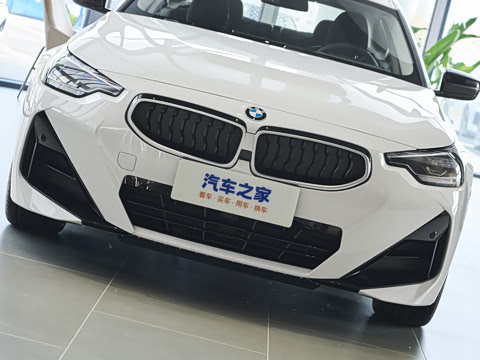 2026�� 225i M�˶���ҹ��װ