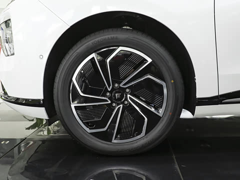 2026�� ���� 660 Max