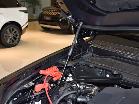 2026�� 110 3.0T P400 X-Dynamic HSE