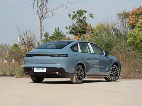 2025�� 650������