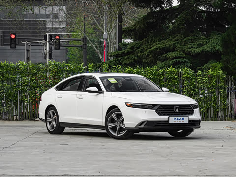 2025�� 2.0L e:PHEV ����