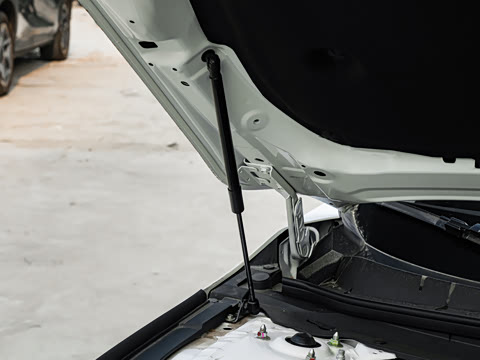 2025�� 2.0L e:PHEV ����