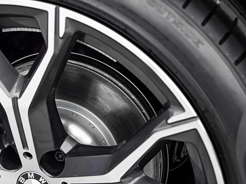 2026�� xDrive40i ������ M�˶���װ