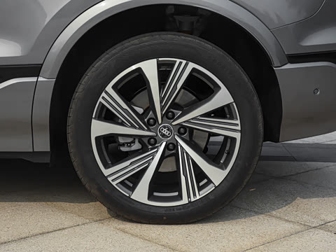 2026�� quattro Ǭ���Ǽݰ�