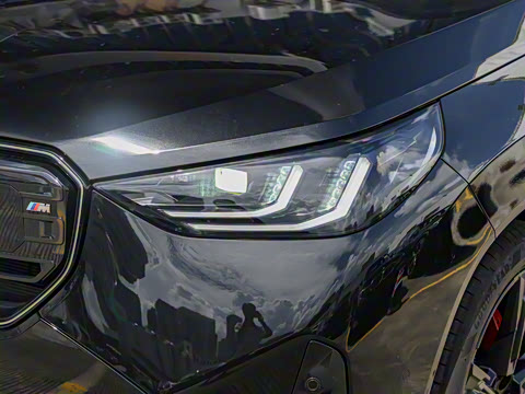 2025�� M50 xDrive