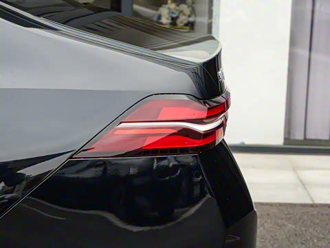 2026�� 530Li ������ M�˶���װ