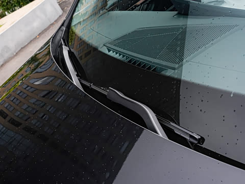 2026�� 530Li ������ M�˶���װ