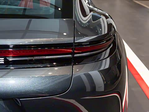 2026�� Panamera 4 �����ӳ��� 2.9T