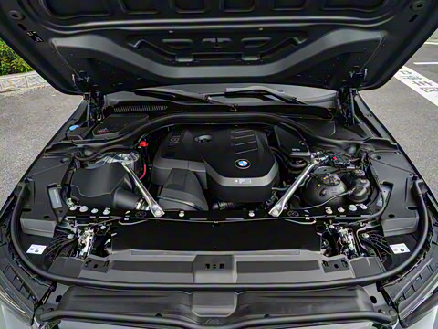 2026�� 530Li ������ M�˶���װ