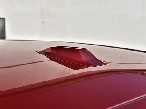 2026�� sDrive25i M�˶���װ