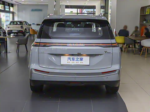 2025�� Plus 430 ������