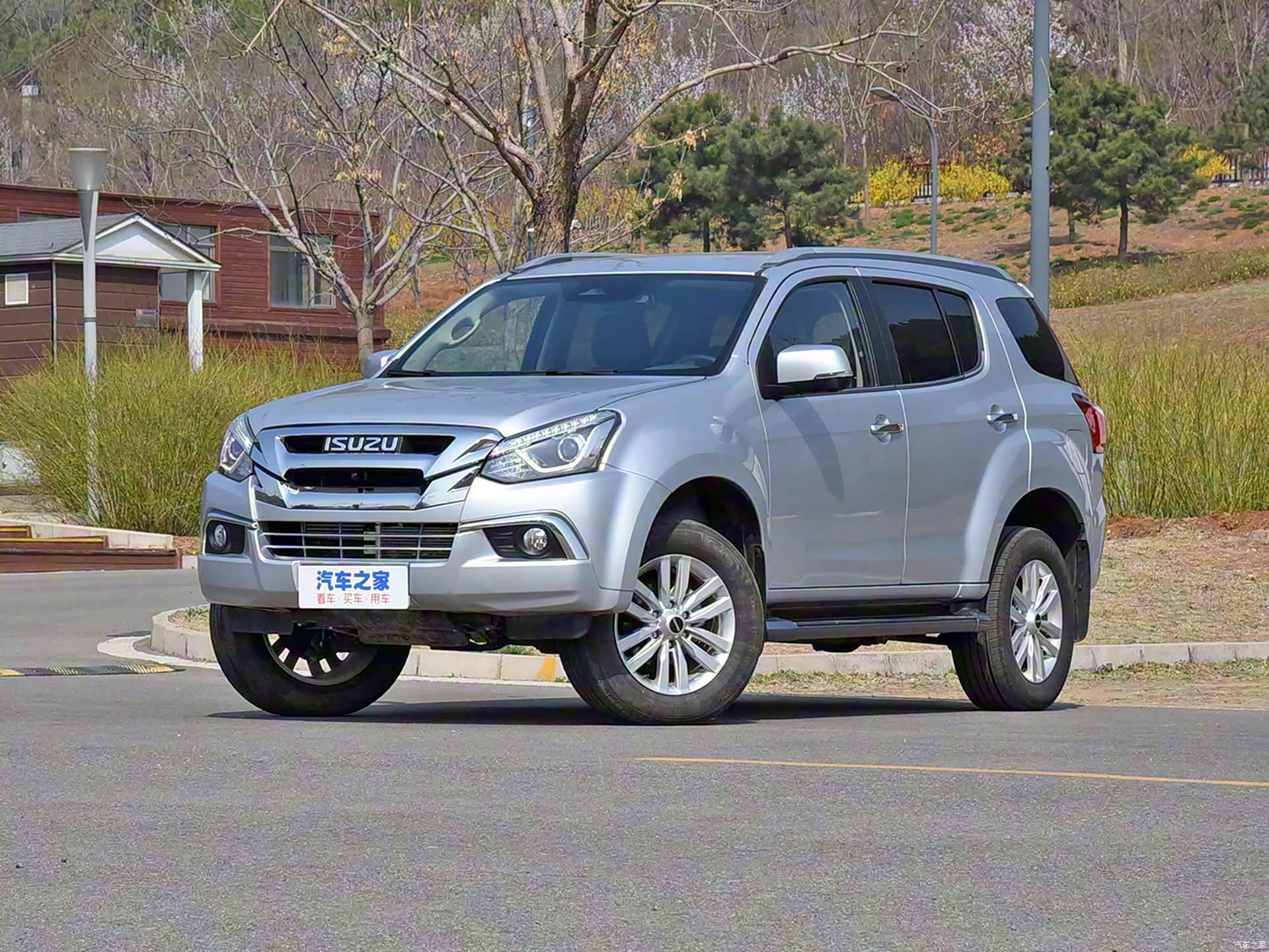 Isuzu Mu-X