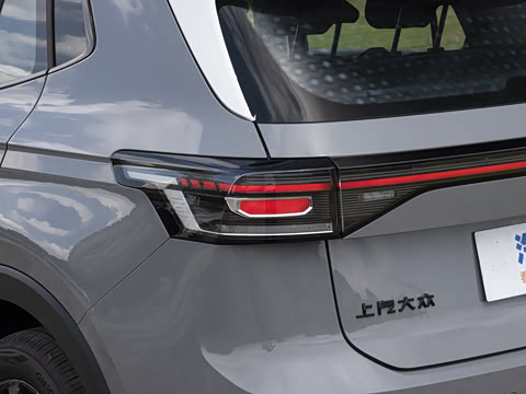 2026�� ���� 300TSI �����