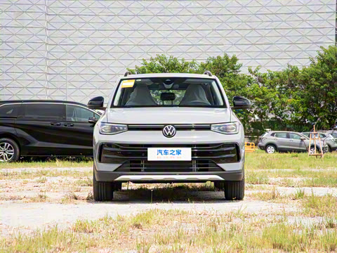 2026�� ���� 300TSI �����