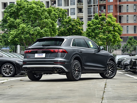 2026�� 4.0 TFSI 