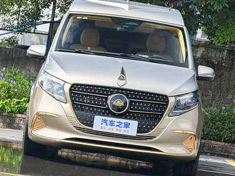 2025�� 2.0T �����