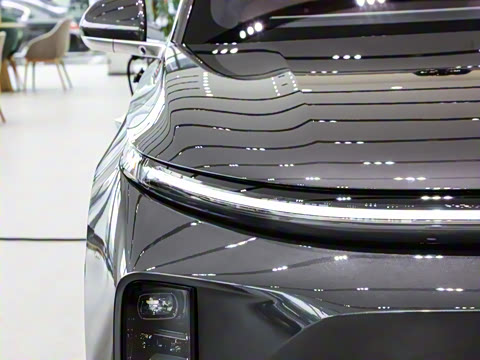 2025�� Ultra ���ܻ��°�