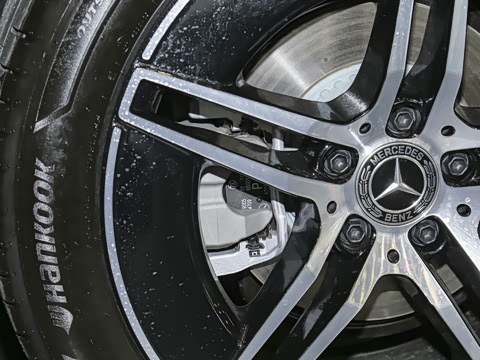 2026�� E 260 �˶���