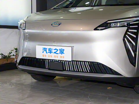 2025�� Plus 430 ������