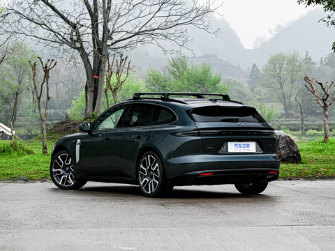 2026�� ��Ȼ�澳�� 100kWh Touring