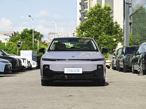 2027�� 590������