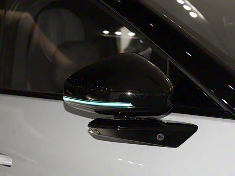 2025�� 702 ������ Ultra