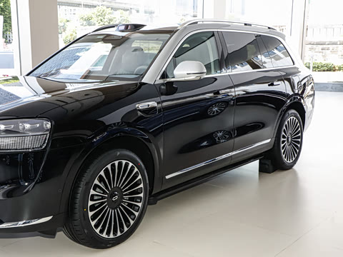 2025�� ���� Ultra�� 52kWh 6���棨896�߼����״