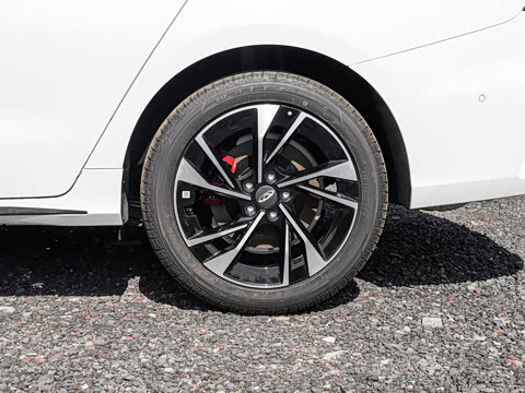2027�� ������ 2.0T ��
