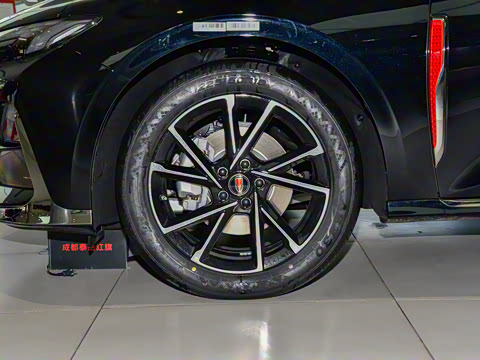 2025�� 2.0T ������