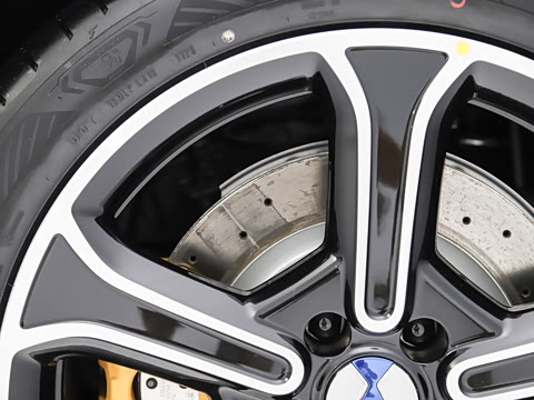 2026�� Z9S �����