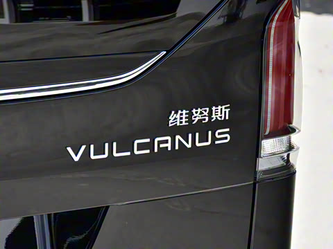 2025�� 2.0T ���ռ����