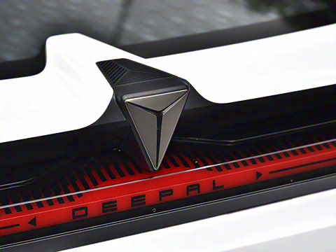 2026�� 550Max��ΪǬ��ADS SE��