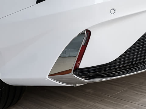 2026�� 2.0T ���а�