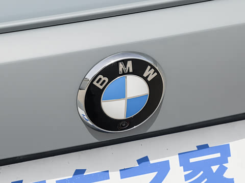 2026�� 430i M�˶���ҹ��װ