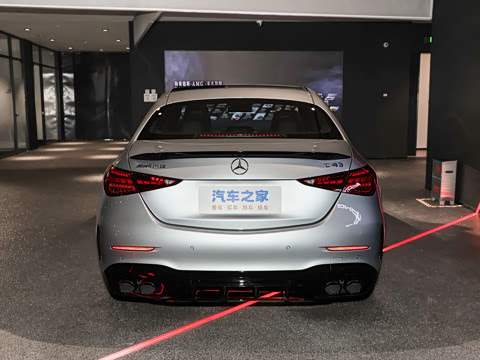 2026�� AMG C 43 4MATIC