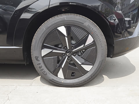 2025�� ����200 Max