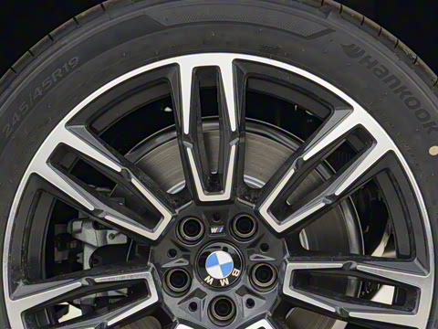 2026�� 525Li M�˶���װ