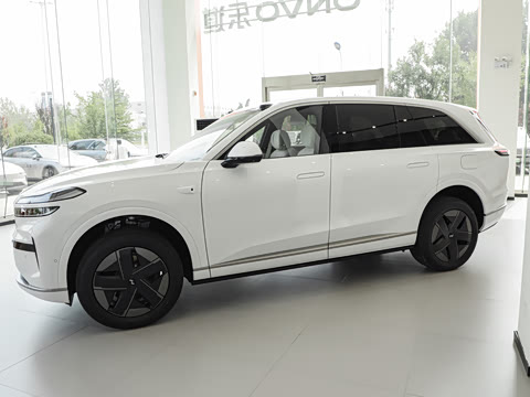 2025�� Max ������