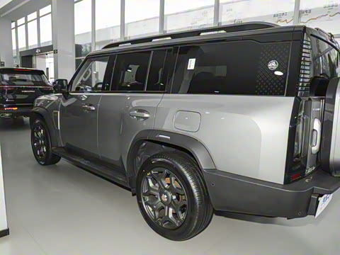 2025 2.0TD XWD Զ+ӳ 7