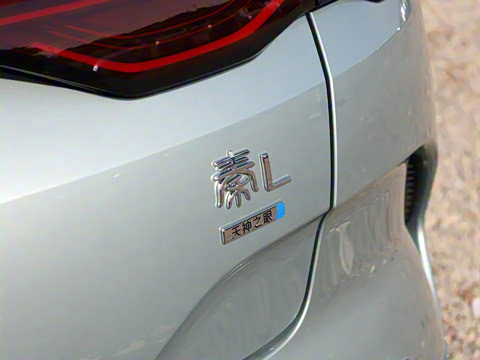 2025�� EV 545KM��Խ��