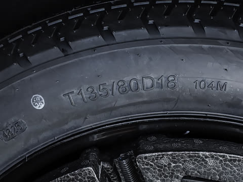 2027�� 2.0T ˫�������������