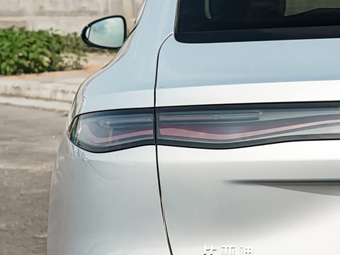 2026�� EV 785KM�����콢��