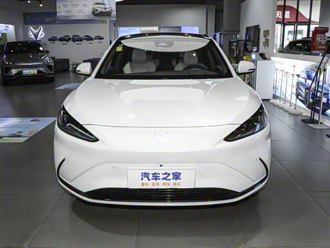 2025�� 735MAX 175kW