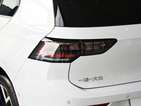 2026�� 300TSI R-Line